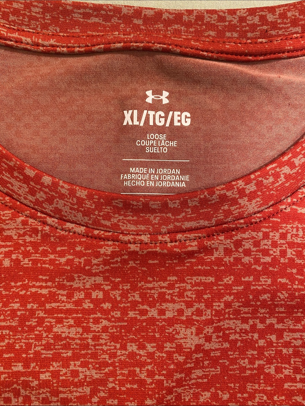 Under Armour Men’s Heathered Red-Orange Short-Sleeve Performance Tee - Picture 3 of 9